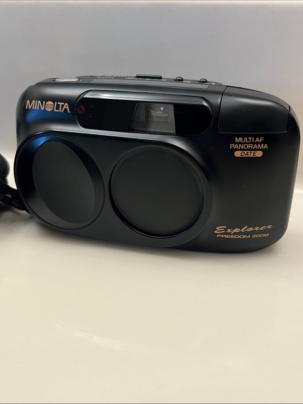 MINOLTA Explorer Freedom Zoom 35mm Point-and-Shoot Camera - Black